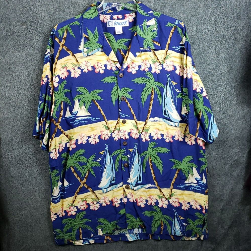 Utility Hawaiian Button Up Short Sleeve Shirt Mens L Boats Palm Trees multicolor